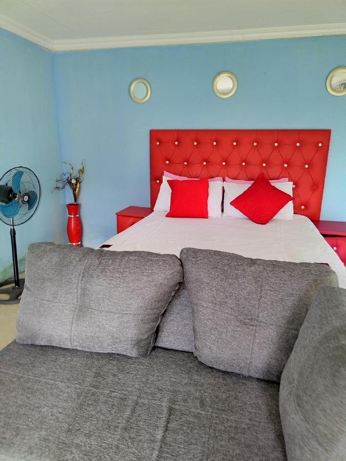 Moholoholo Lodge Acornhoek Eksteriør bilde